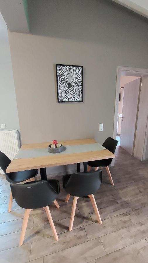 Ria'S Gardenview Apartment อิโออันนินา ภายนอก รูปภาพ